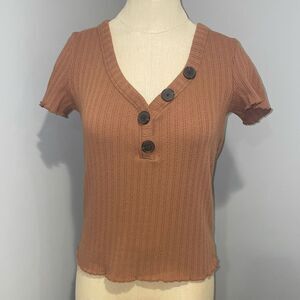 American Eagle Short Sleeve V-Neck Button Top Size S